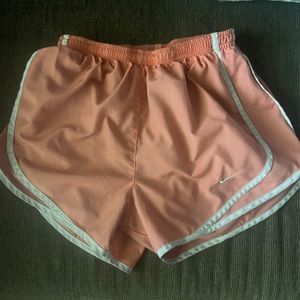5 pair of Nike shorts